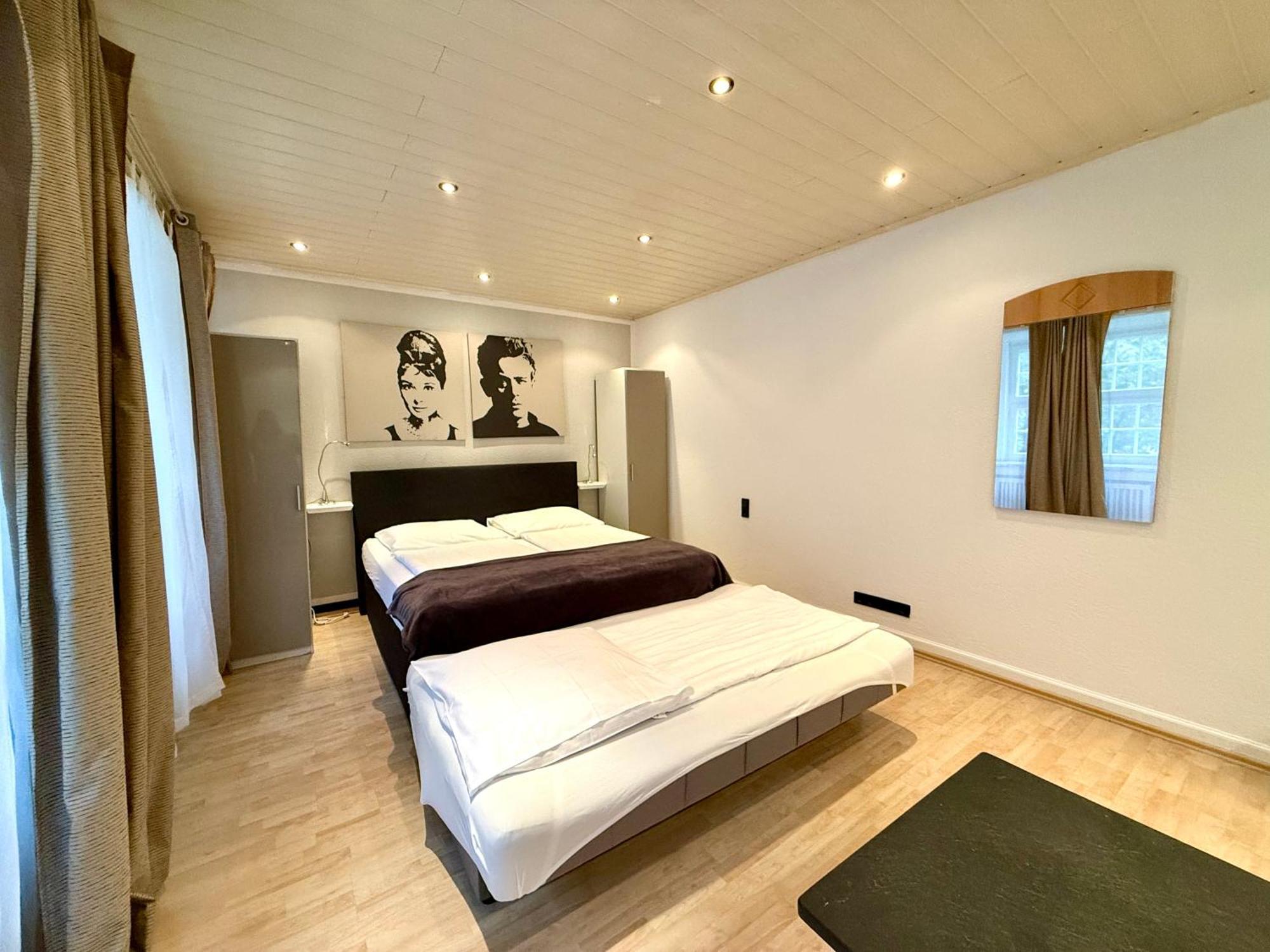 ハイク アルトシュタットホテル＆アパートメンツ ケルン 部屋 写真
